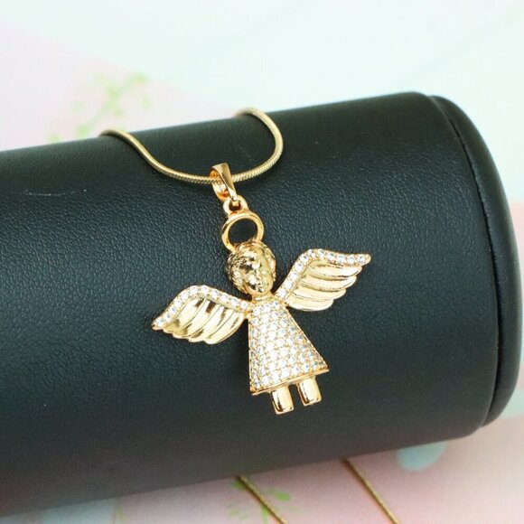 "Sparkling Angel Rose Gold Pendant with Wings and Halo, XPPT1212 - Picture 8 of 12